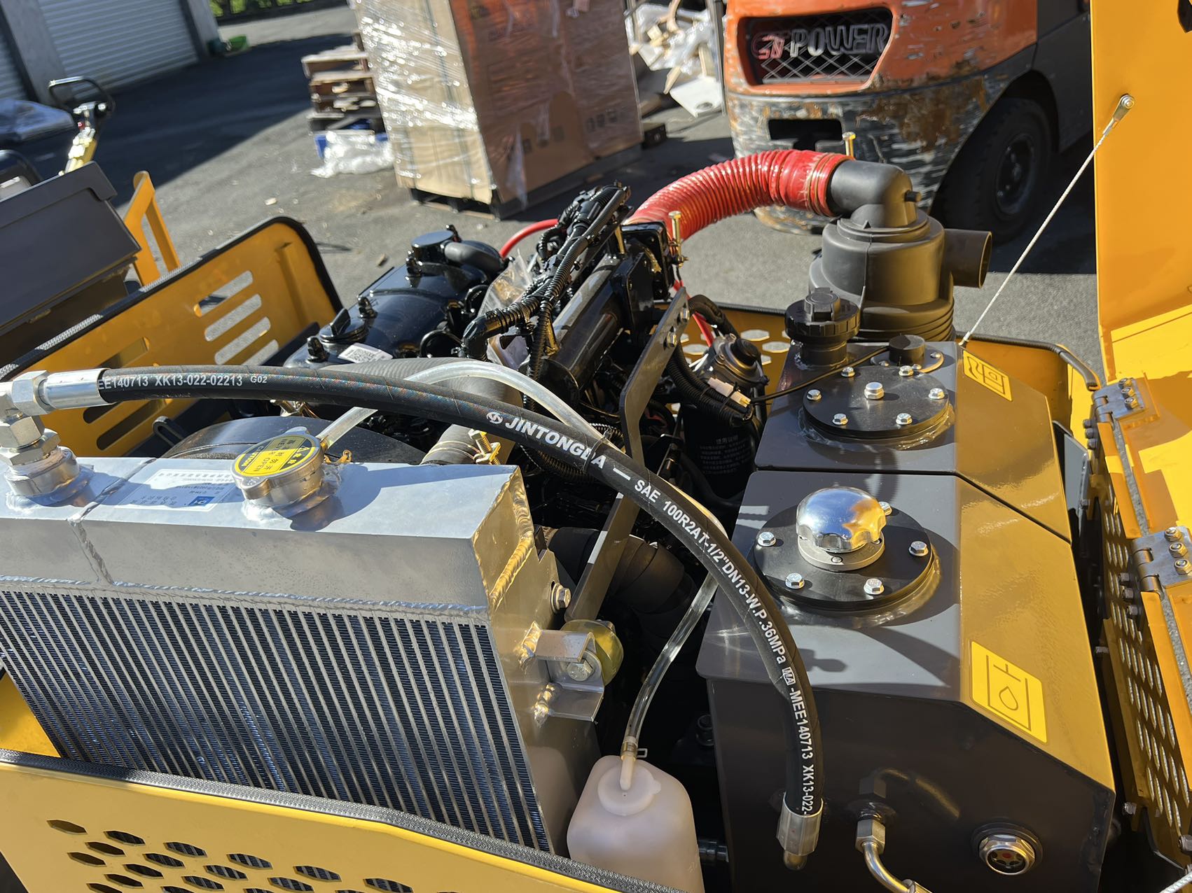 R2000,With Changchai 3 cylinder diesel engine ZN390B/39HP, electrice s ...